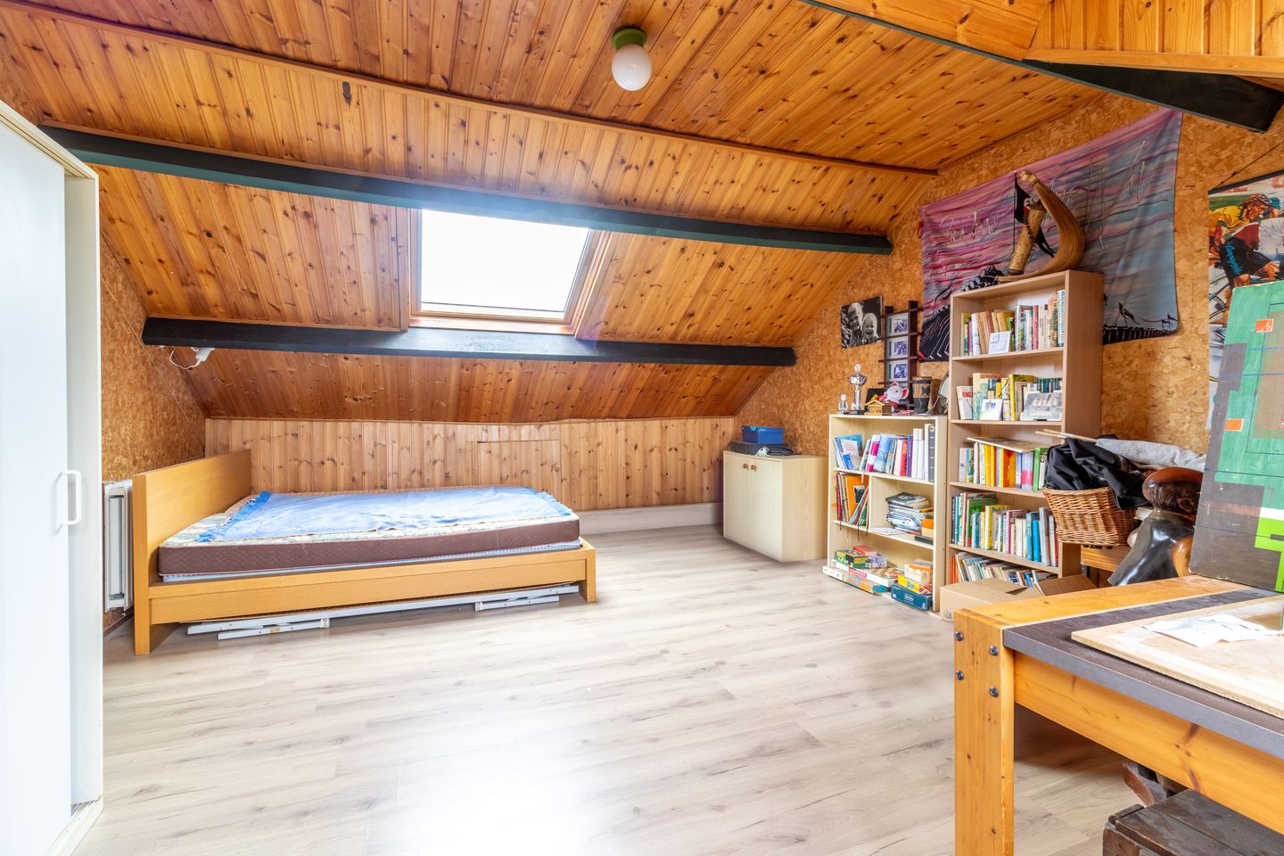 Foto 14 van van Hamelstraat 87