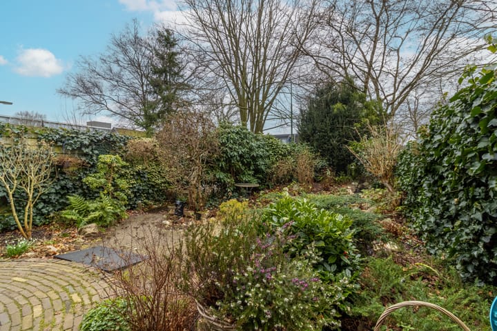 Foto 17 van van Hamelstraat 87