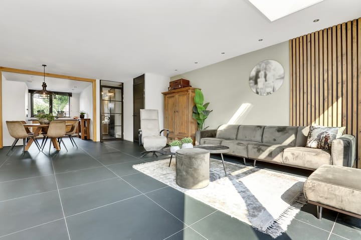 Photo 3 of Burgemeester Disselkoenlaan 42