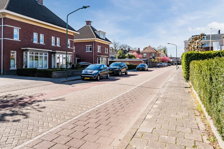 Foto 9 van Mgr. Ariënsstraat 8