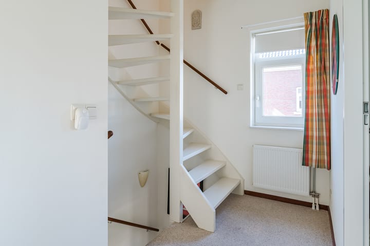 Foto 28 van Mgr. Ariënsstraat 8