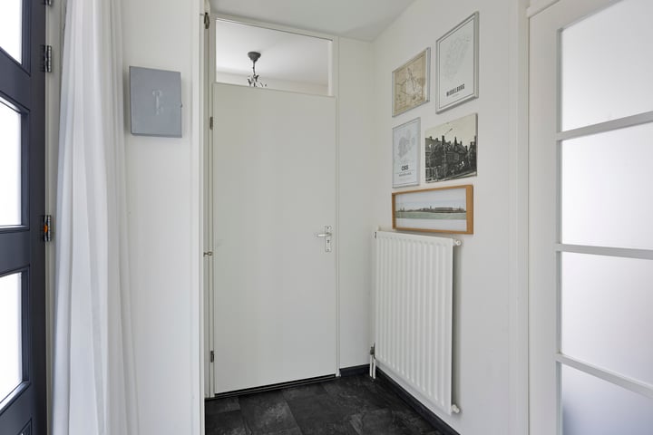 Foto 8 van Zalm 16