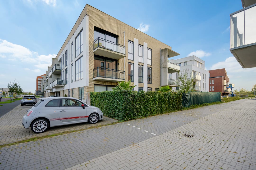 Foto 28 van Olivier van Noortstraat 158