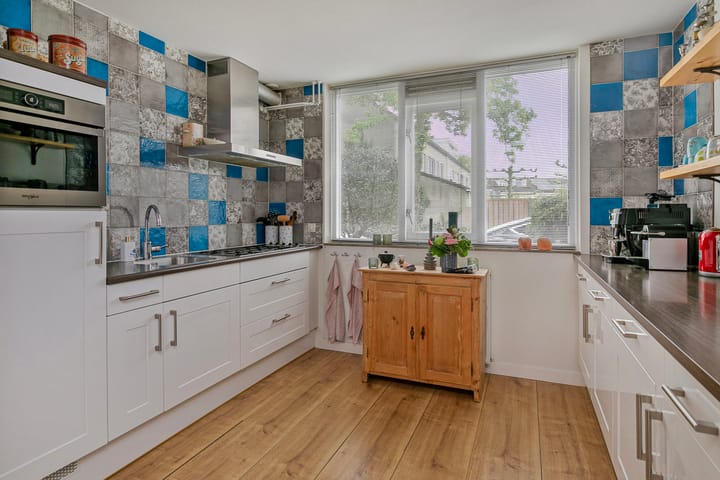 Foto 9 van Den-Uylborch 16