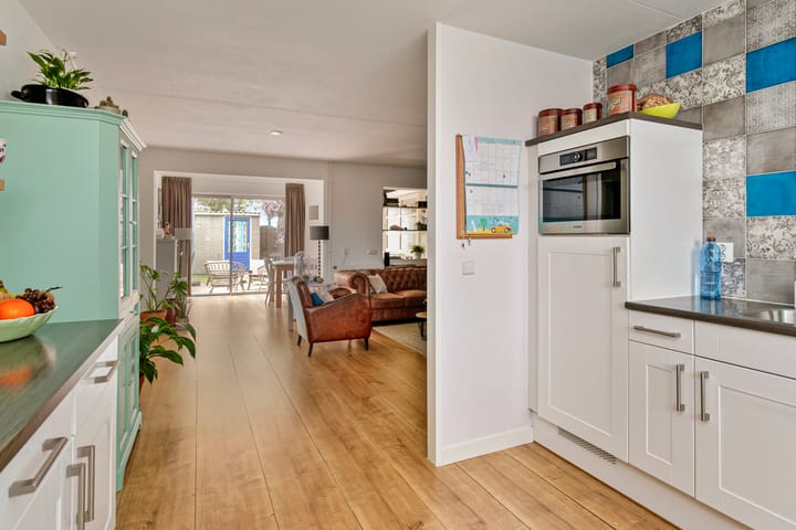 Foto 10 van Den-Uylborch 16