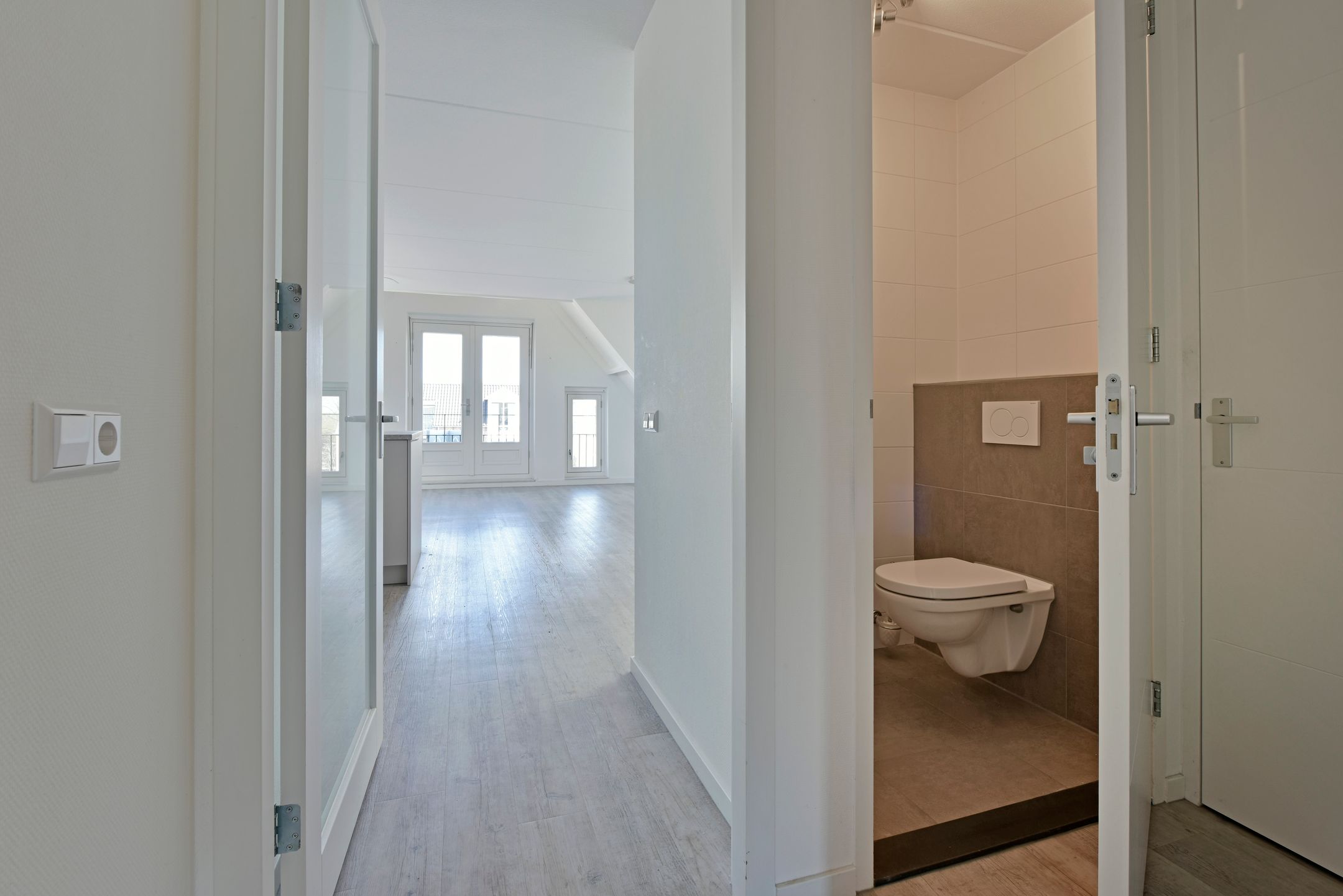 Foto 12 van Reghthuysplein 25