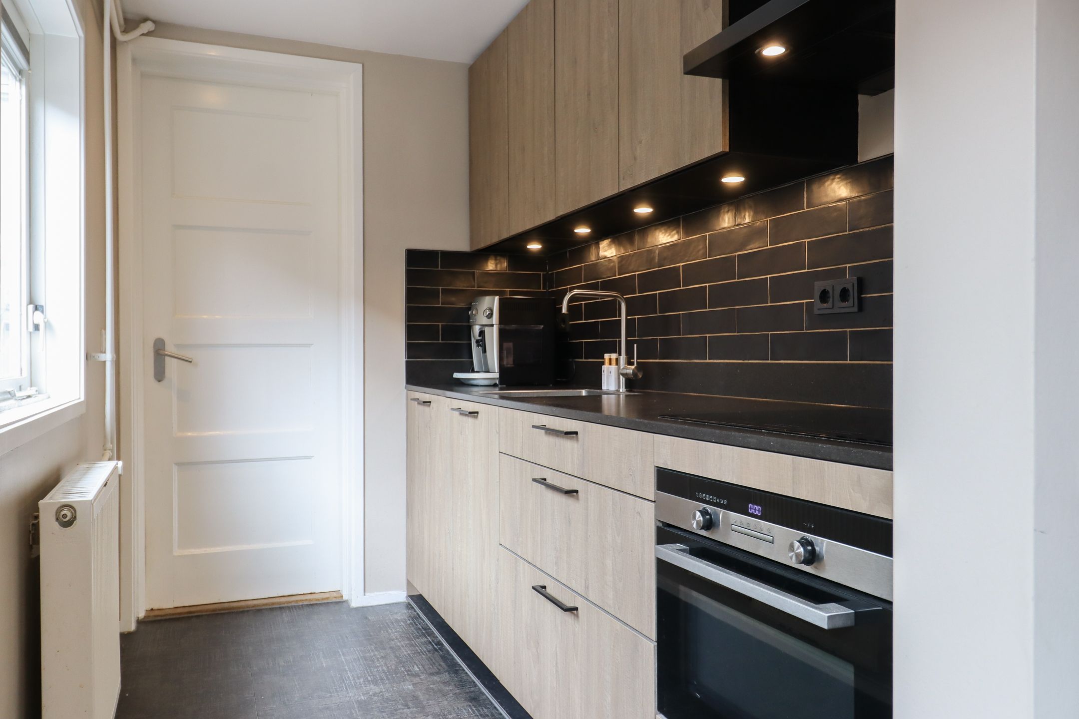 Photo 21 of Jan van Goyenstraat 13