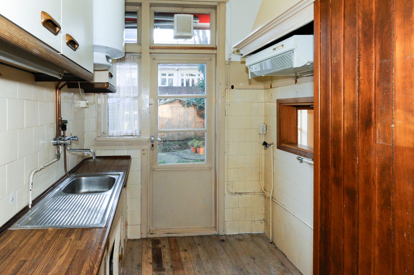 Photo 19 of Jan van Beersstraat 138