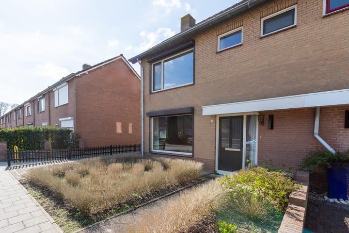 Foto 46 van Kortenaerstraat 2-B