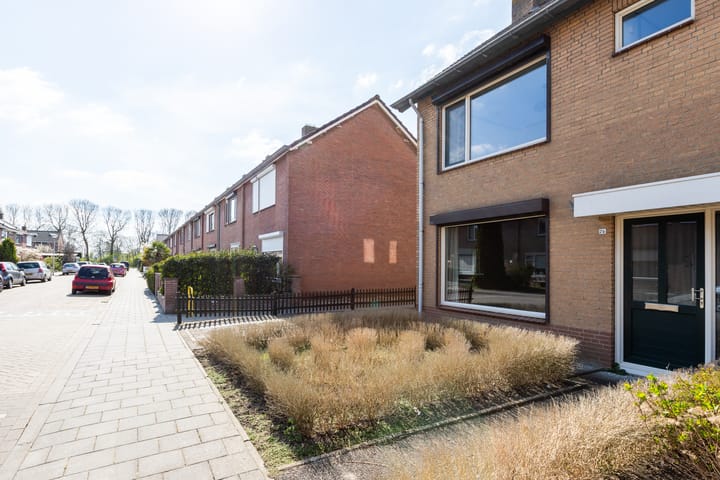 Foto 47 van Kortenaerstraat 2-B