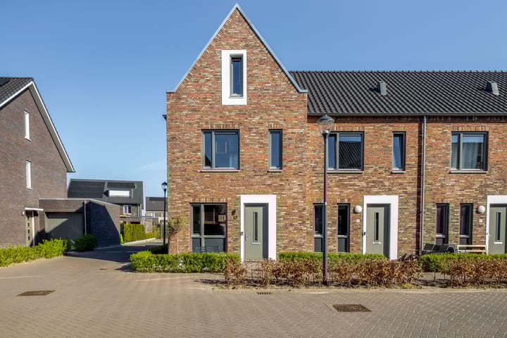 Foto 1 van Pijlkruid 10