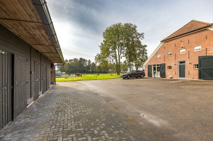 Photo 10 of Borgercompagnie 245