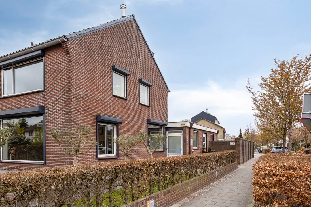 Photo 2 of Stationslaan 4