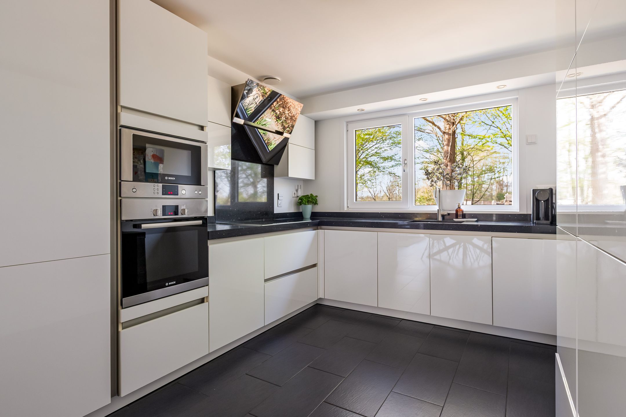 Foto 15 van Weidekruidveld 75