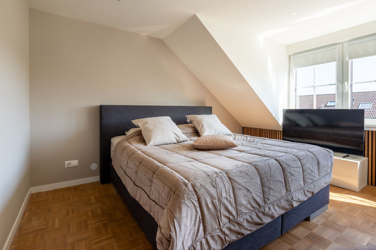 Foto 34 van Weidekruidveld 75