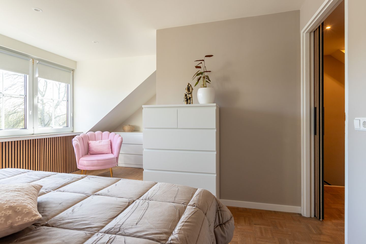 Foto 35 van Weidekruidveld 75