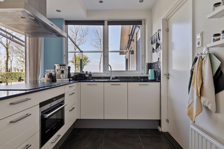 Foto 15 van President Kennedylaan 43