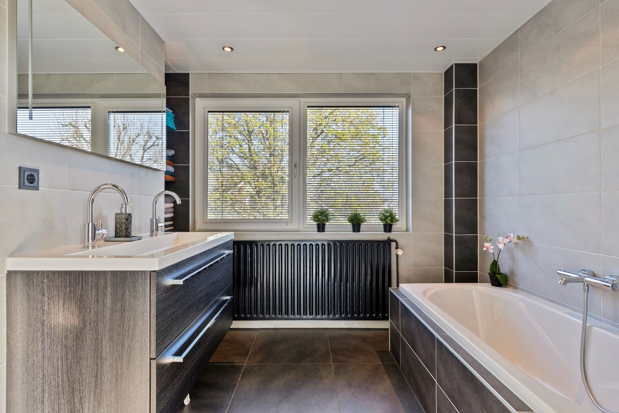 Foto 21 van President Kennedylaan 43