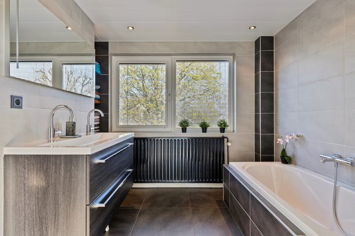 Foto 21 van President Kennedylaan 43