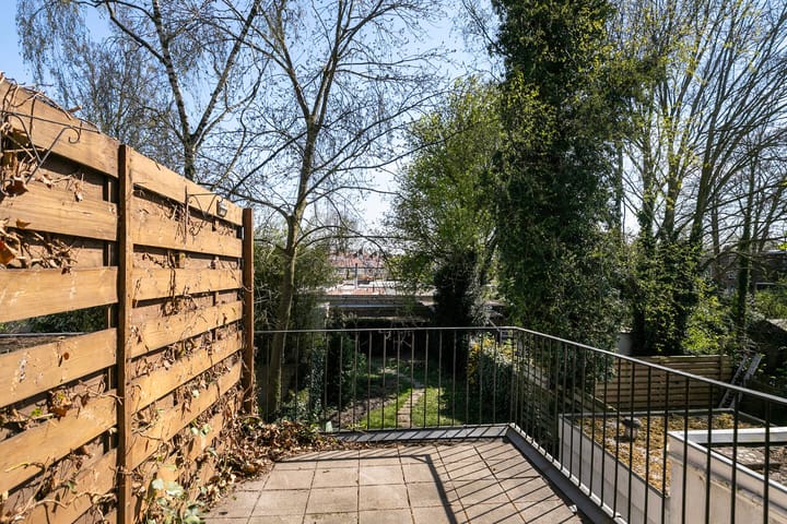 Foto 11 van Teteringenstraat 16-A