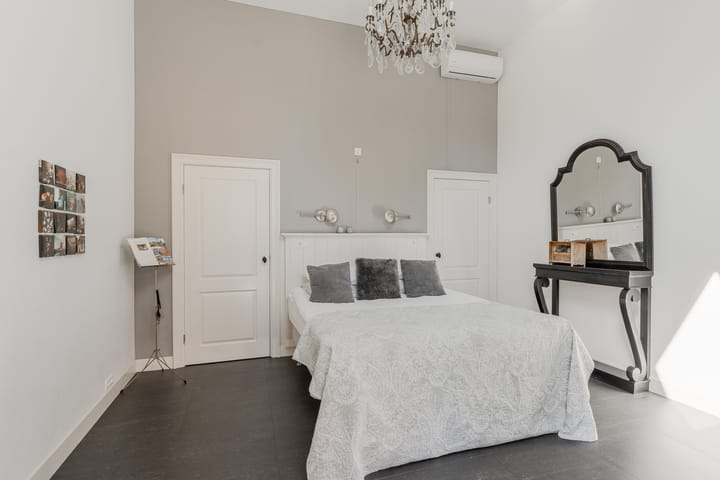 Photo 4 of Ouddiemerlaan 33