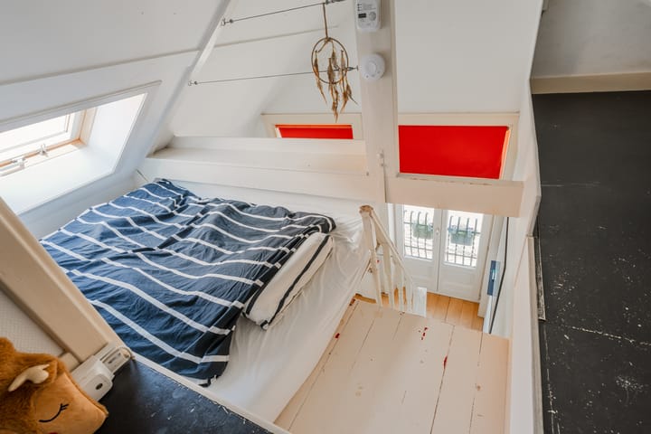 Photo 52 of Ouddiemerlaan 33