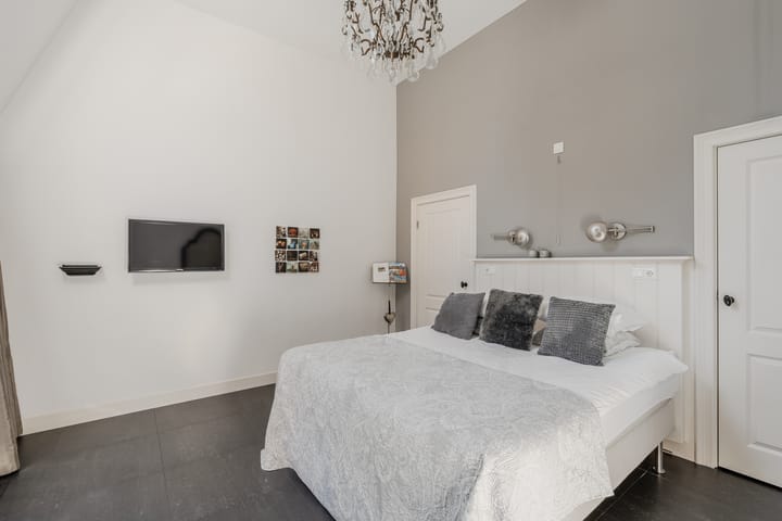 Photo 72 of Ouddiemerlaan 33