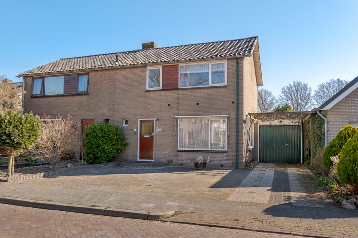 Foto 7 van Aukemastraat 1