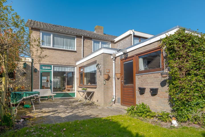 Foto 38 van Aukemastraat 1