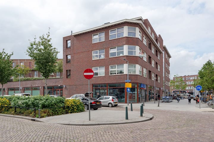 Photo 3 of Ebenhaëzerstraat 7-M