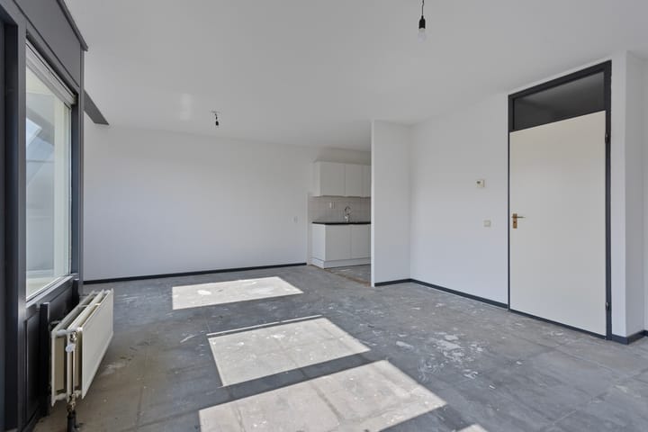 Foto 3 van Romeinenplein 41