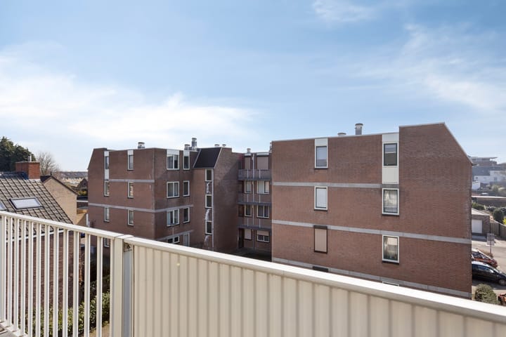 Foto 19 van Romeinenplein 41