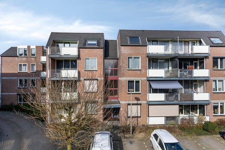 Foto 24 van Romeinenplein 41