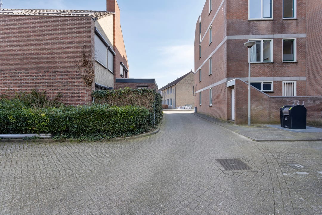 Photo 28 of Romeinenplein 41