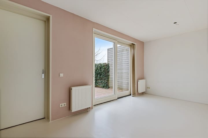 Photo 8 of Hoofden 78