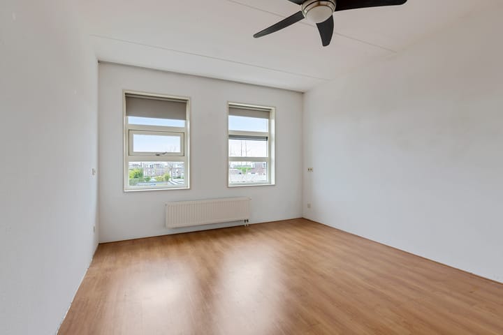 Photo 20 of Hoofden 78