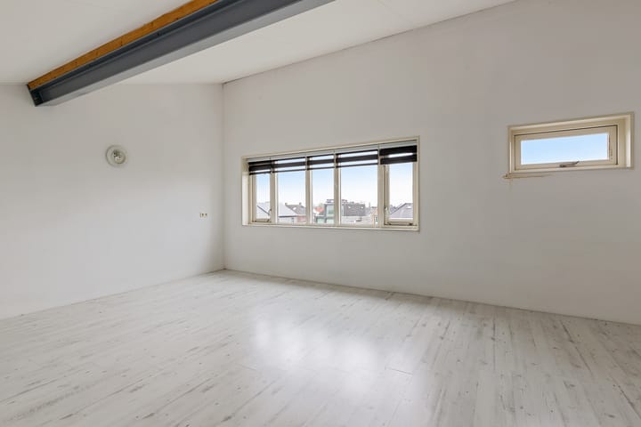 Photo 24 of Hoofden 78