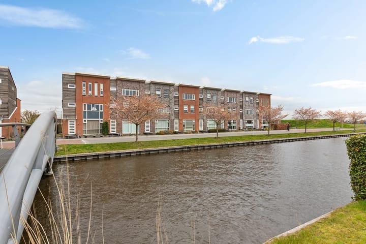 Photo 36 of Hoofden 78