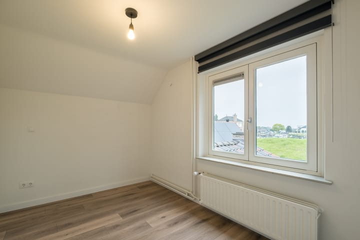 Foto 32 van Batterij 2-A