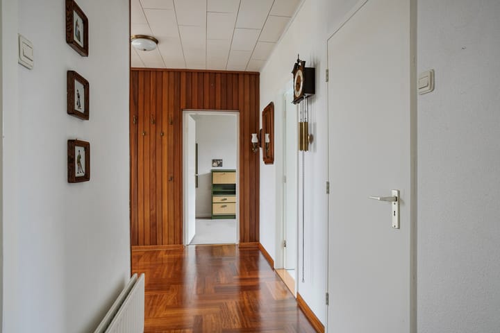 Foto 7 van Julianalaan 53