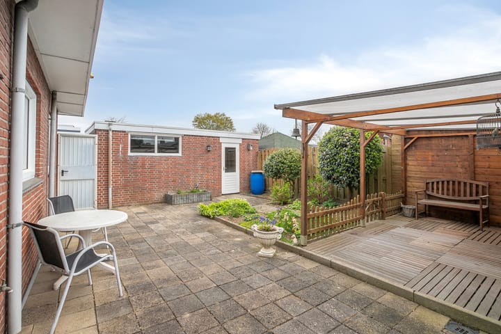 Foto 23 van Julianalaan 53