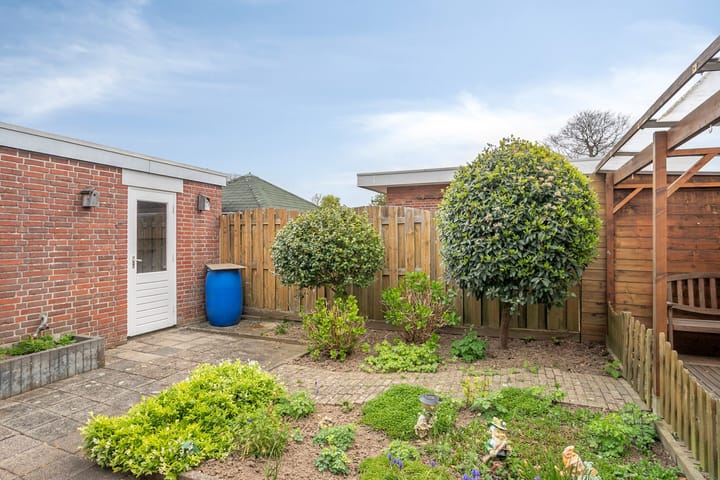 Foto 25 van Julianalaan 53