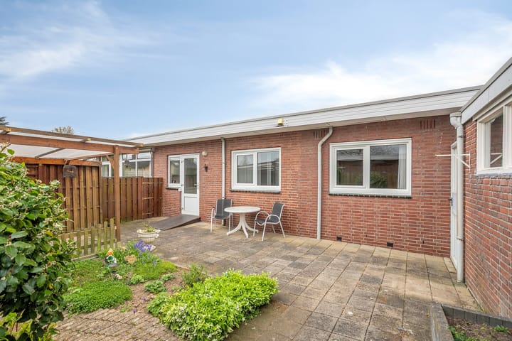 Foto 28 van Julianalaan 53