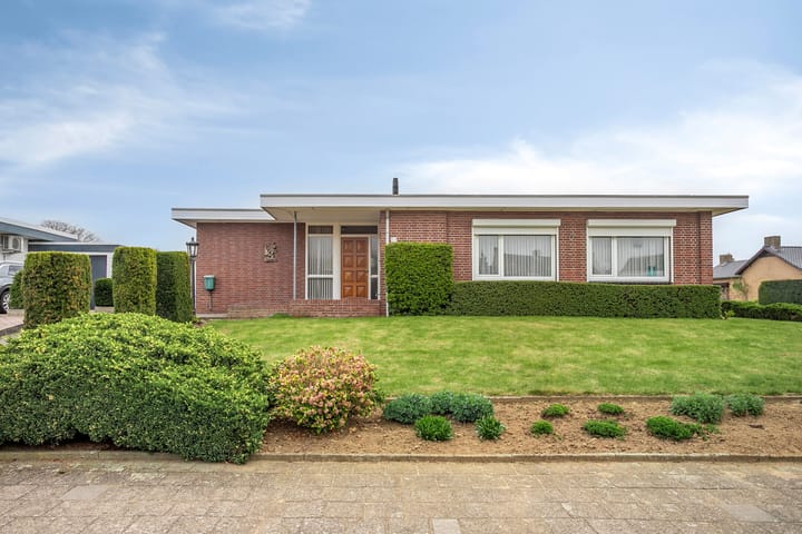 Foto 38 van Julianalaan 53