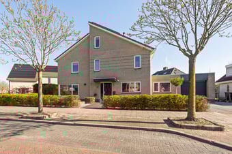Beveland 5 secondary image