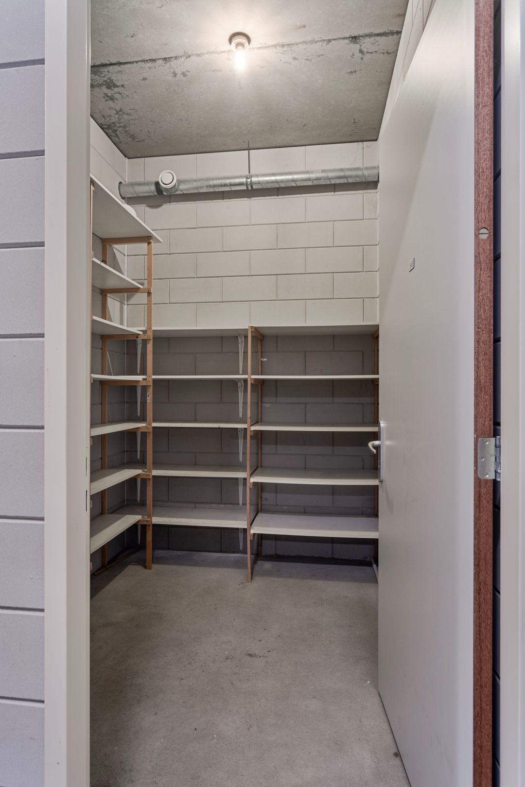 Foto 22 van Molenstraat 34-E