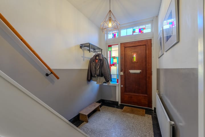 Foto 9 van Zeisstraat 16