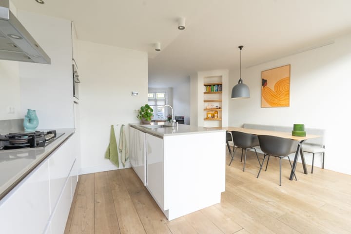 Foto 23 van Zeisstraat 16