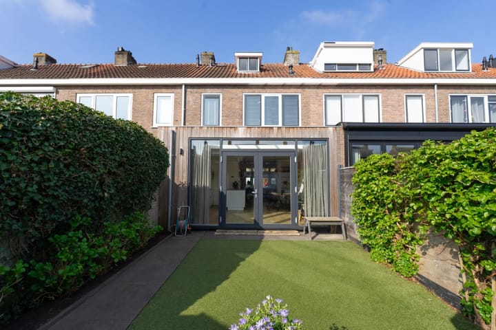 Foto 41 van Zeisstraat 16