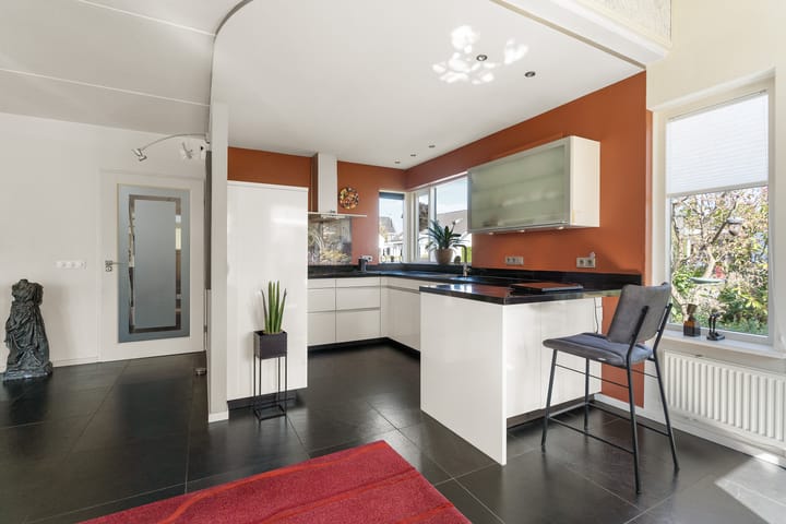 Foto 11 van Heeghstraat 48